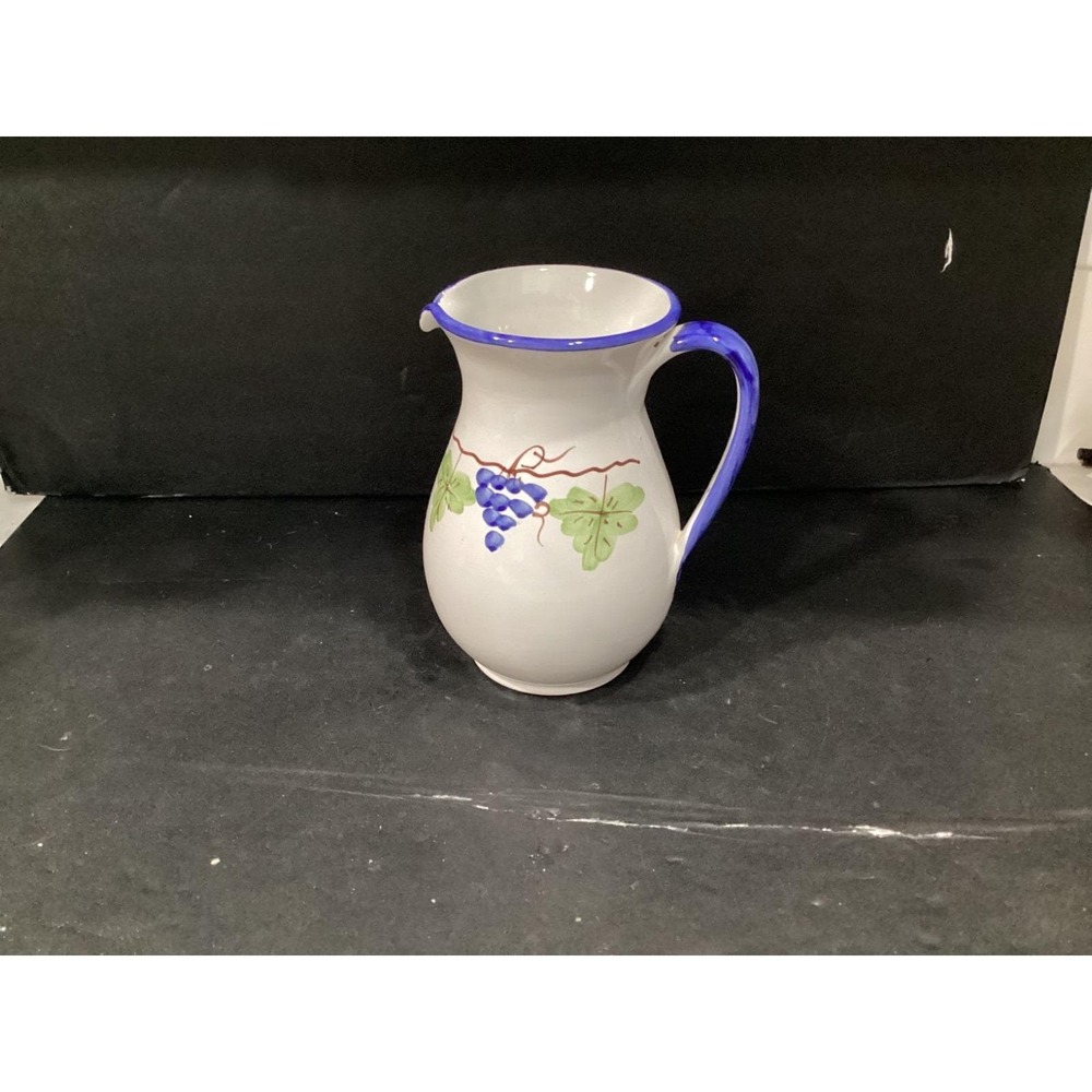 Giovanni Vietri Ceramic Hand Painted Pitcher Grapes Signed Majolica 8in Italy